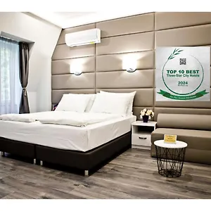 Hotel Center